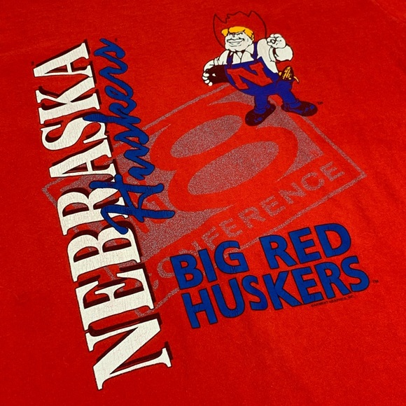 90s Vintage University of Nebraska Huskers T-Shirt - Picture 4 of 6